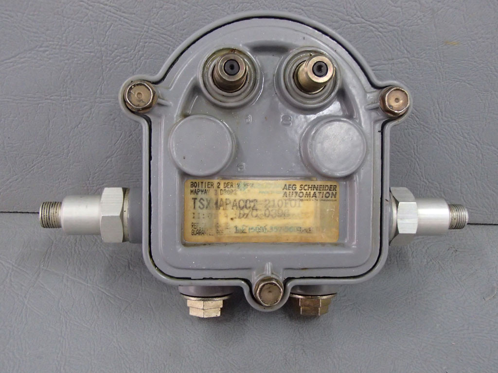 TÉLÉMÉCANIQUE  TSXMAPACC2