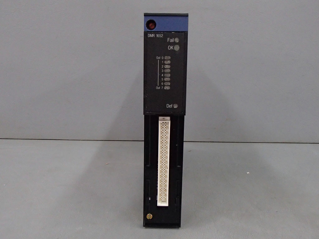 TÉLÉMÉCANIQUE  TSXDMR1652