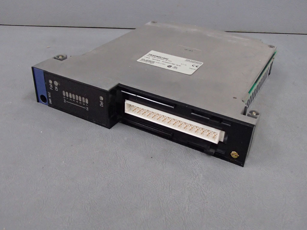 TÉLÉMÉCANIQUE  TSXDMR1652