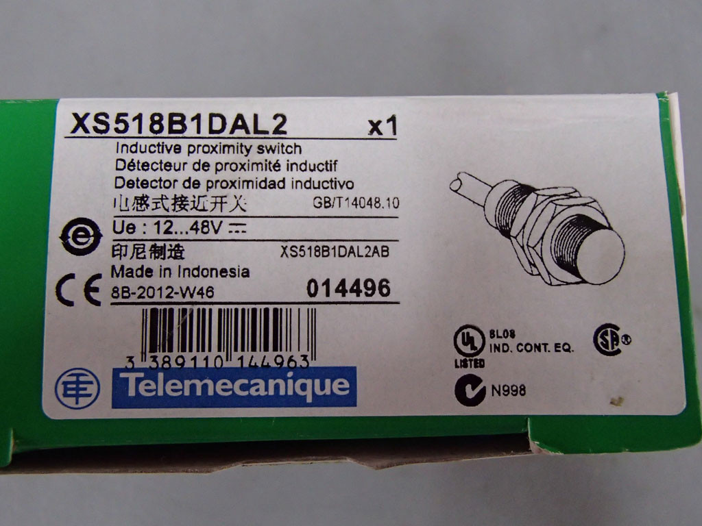 TÉLÉMÉCANIQUE  XS518B1DAL2