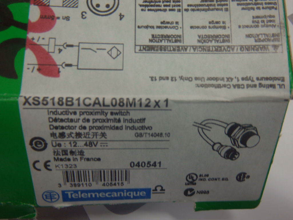 TÉLÉMÉCANIQUE  XS518B1CAL08M12
