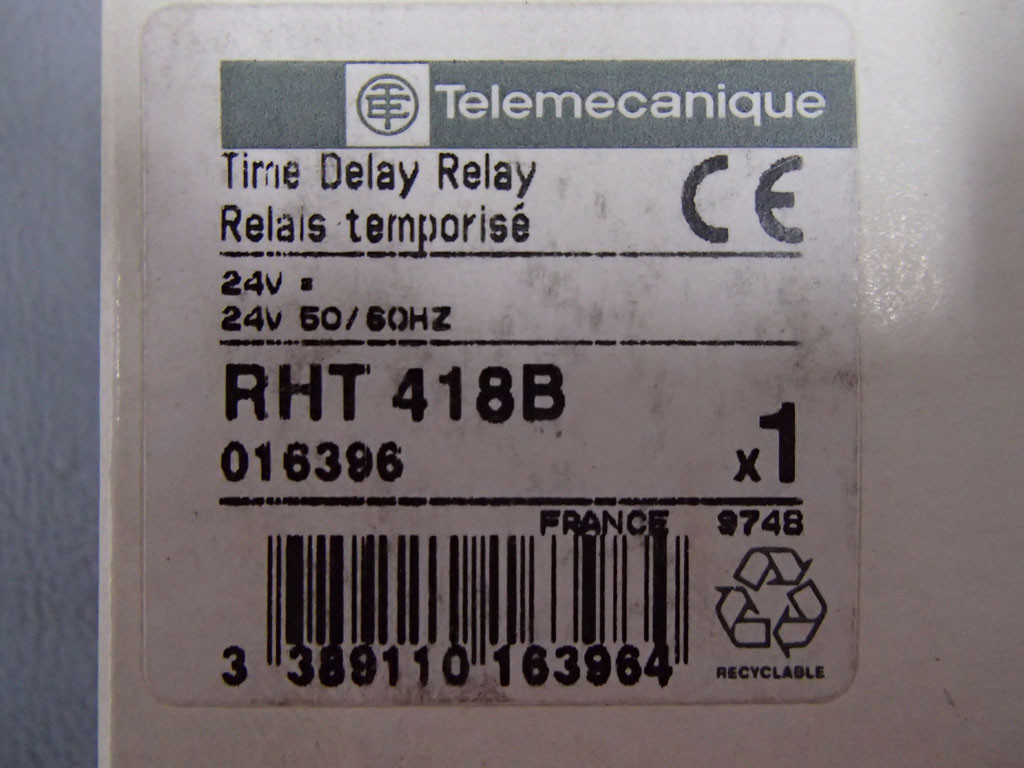 TÉLÉMÉCANIQUE  RHT418B