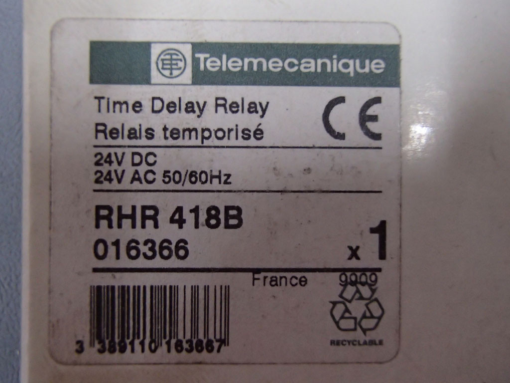 TÉLÉMÉCANIQUE  RHR418B