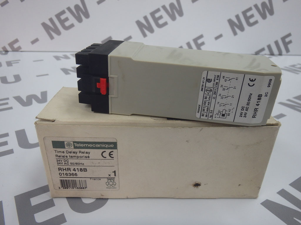TÉLÉMÉCANIQUE  RHR418B