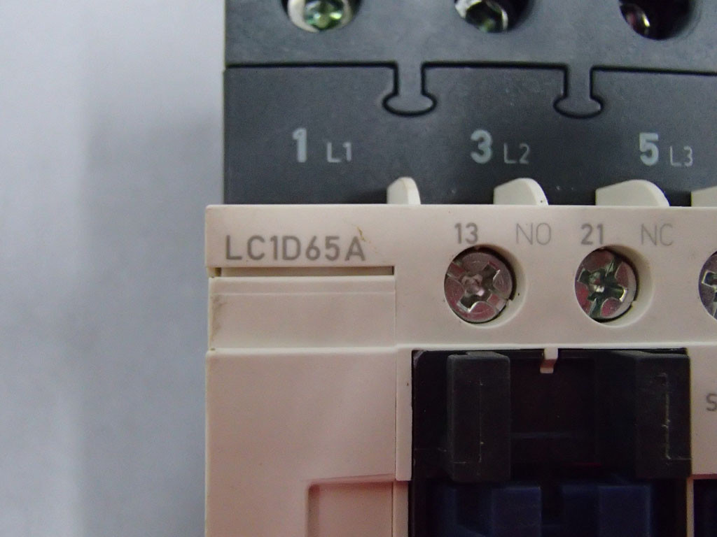 TÉLÉMÉCANIQUE  LC1D65A