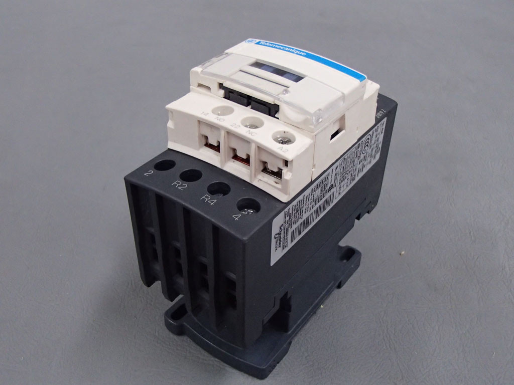 TÉLÉMÉCANIQUE  LC1D258