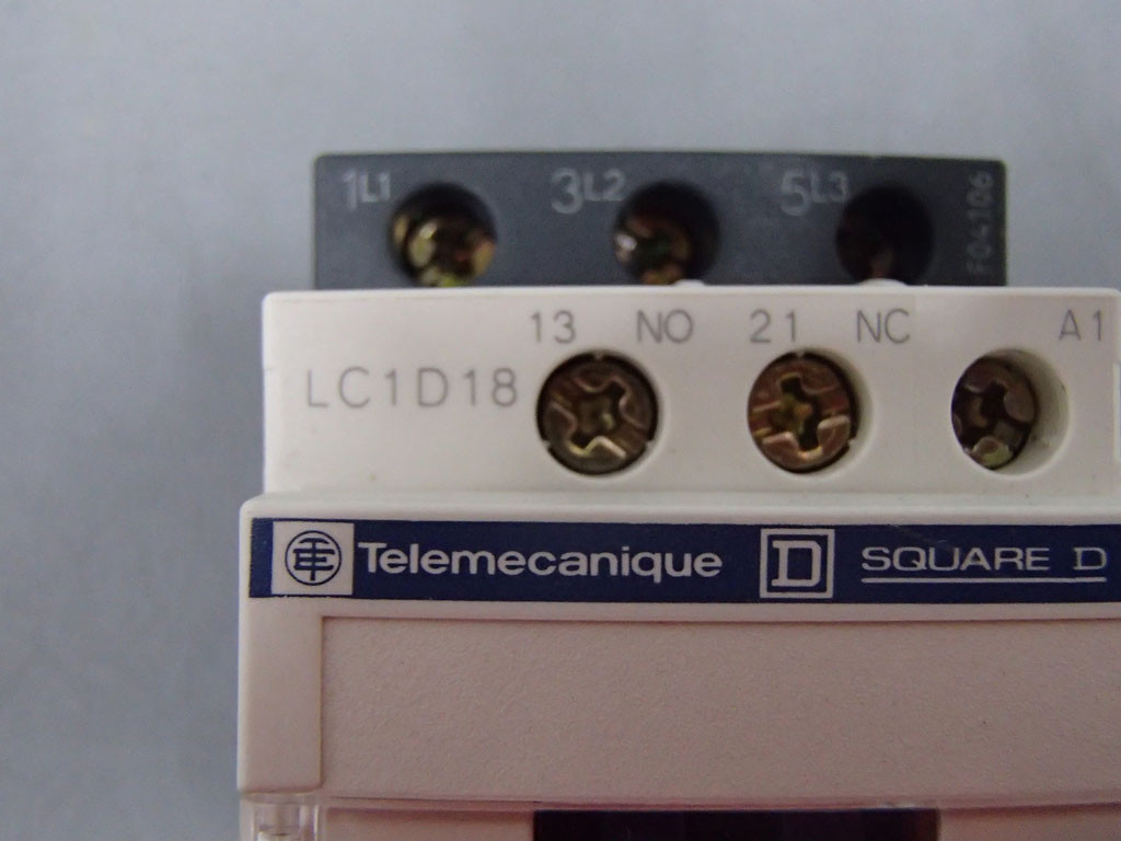 TÉLÉMÉCANIQUE  LC1D18FE7