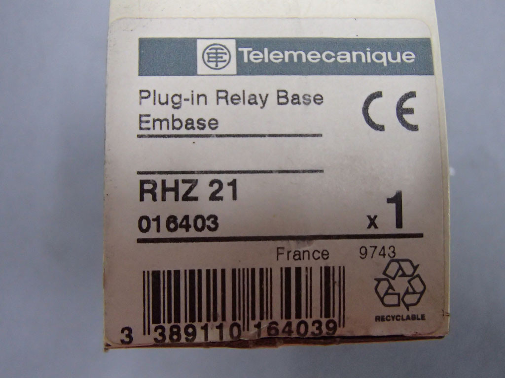 TÉLÉMÉCANIQUE  RHZ21