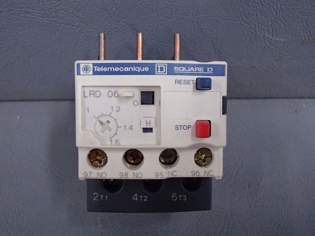 TÉLÉMÉCANIQUE  LRD06