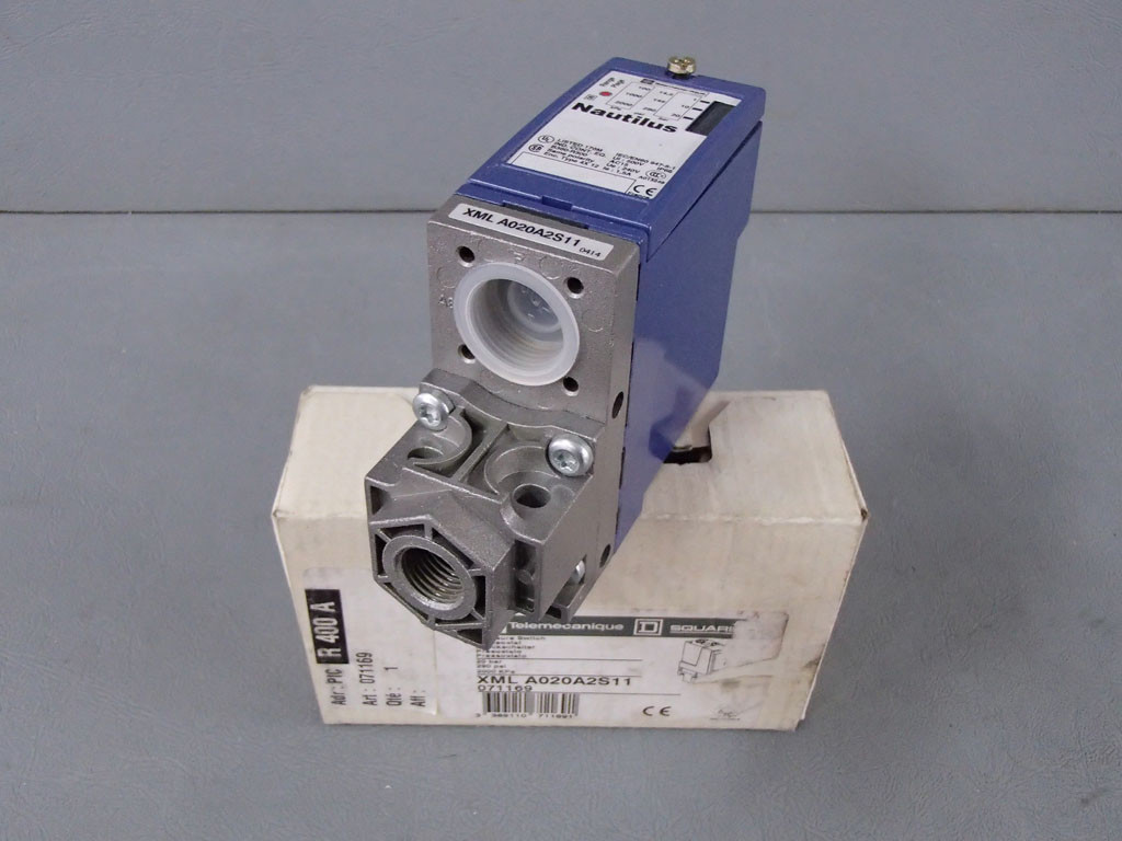TÉLÉMÉCANIQUE  XMLA020A2S11