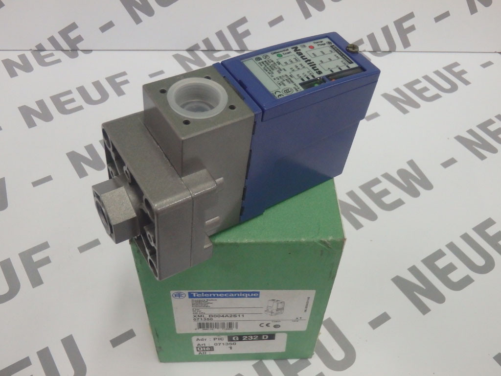 TÉLÉMÉCANIQUE  XMLB004A2S11