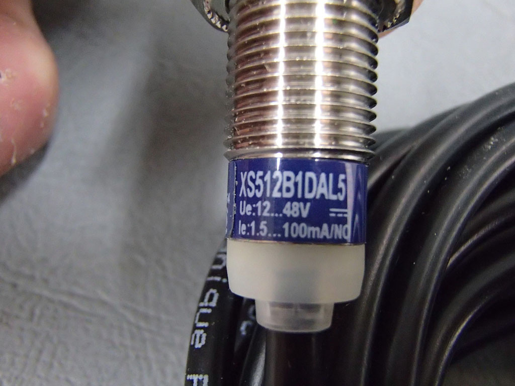 TÉLÉMÉCANIQUE  XS512B1DAL5