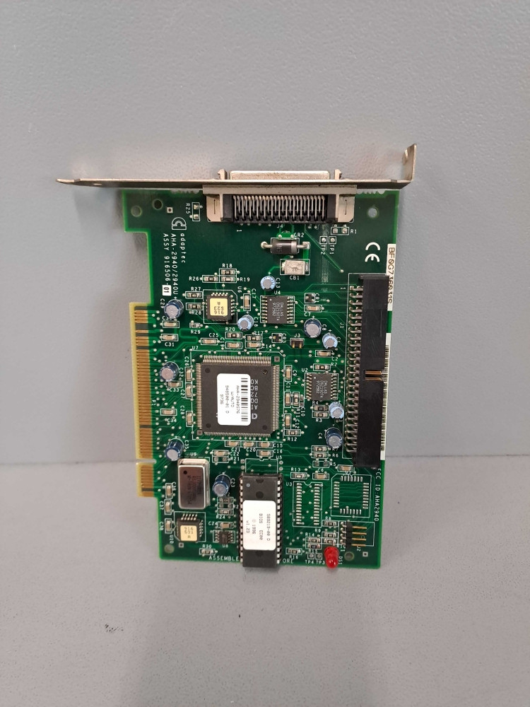 ADAPTEC AHA-2940/2940U-01