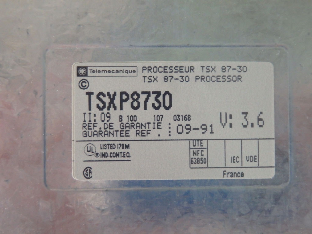 TÉLÉMÉCANIQUE  TSXP8730