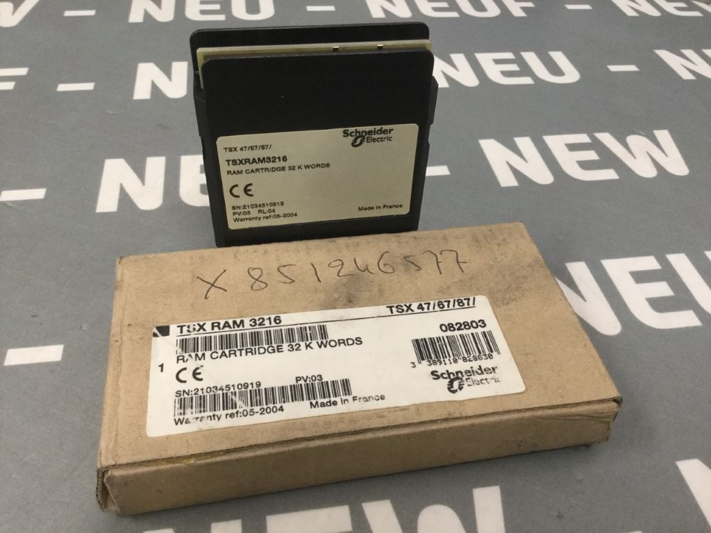 TÉLÉMÉCANIQUE  TSXRAM3216