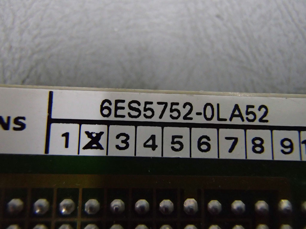 SIEMENS 6ES5752-0LA52