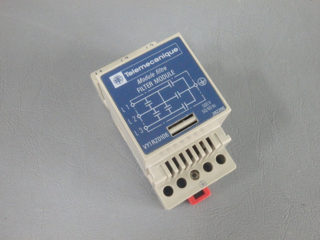 TÉLÉMÉCANIQUE  VY1RZD106