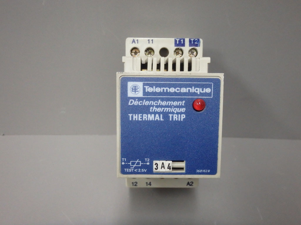 TÉLÉMÉCANIQUE  LT2-SA00M