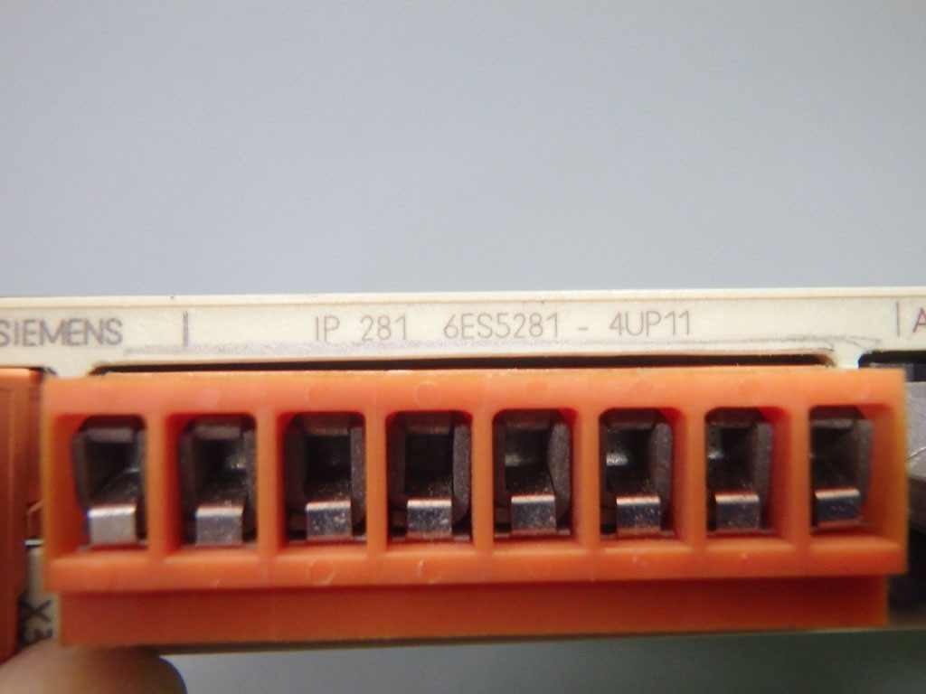 SIEMENS 6ES5281-4UP11