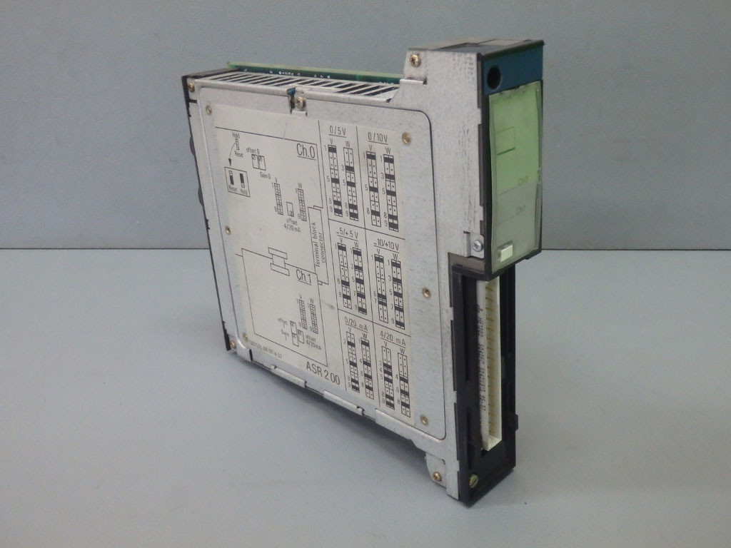 TÉLÉMÉCANIQUE  TSXASR200