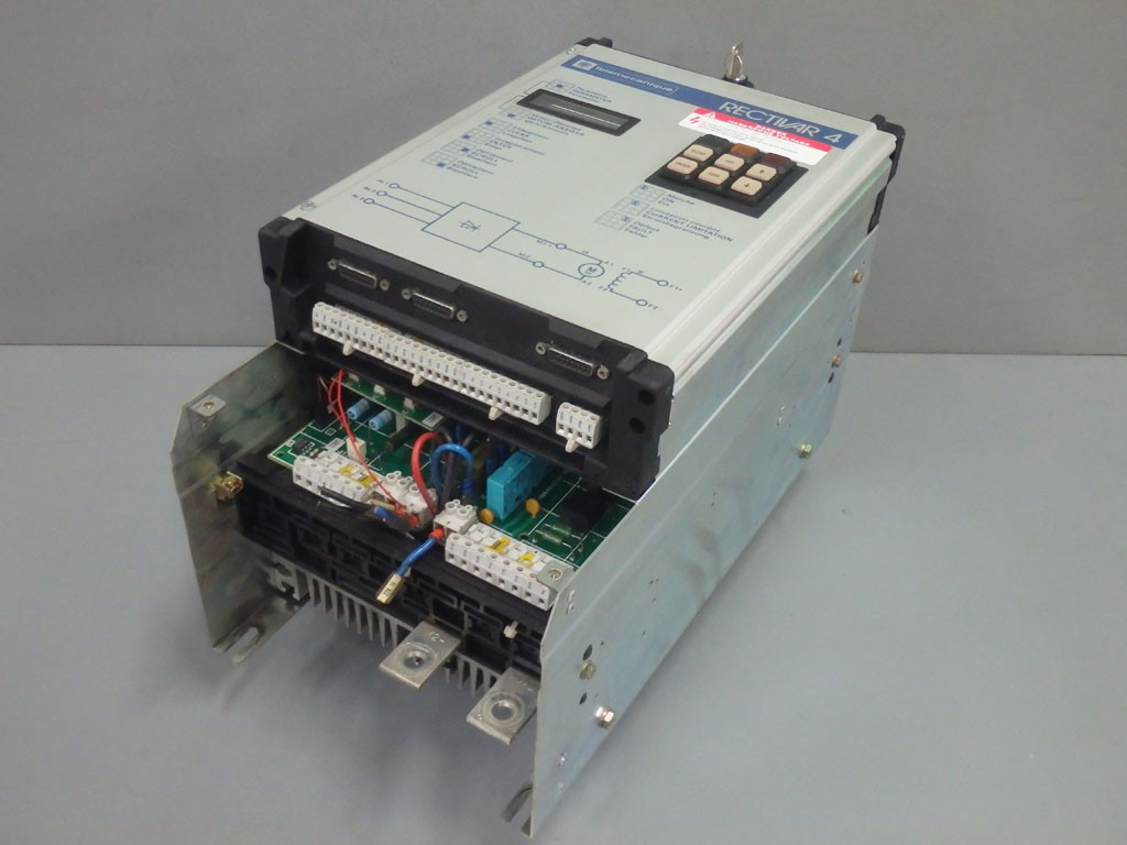 TÉLÉMÉCANIQUE  RTV74C27Q