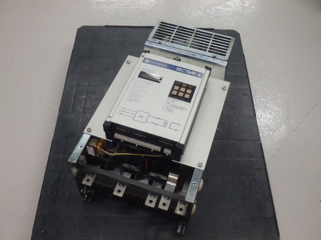 TÉLÉMÉCANIQUE  RTV74C65Q