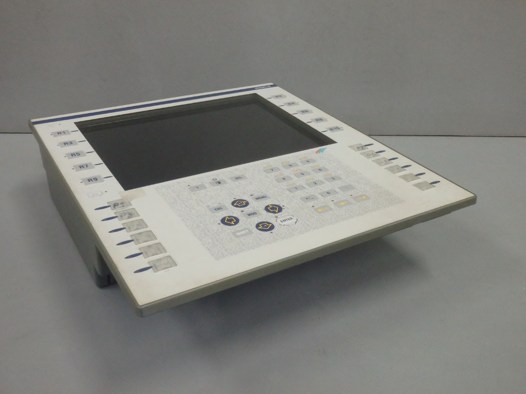 TÉLÉMÉCANIQUE  XBT-F024110