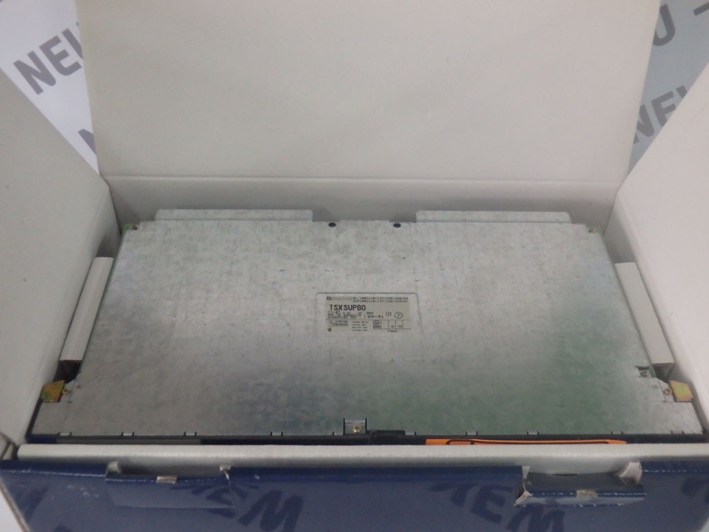 TÉLÉMÉCANIQUE  TSXSUP80