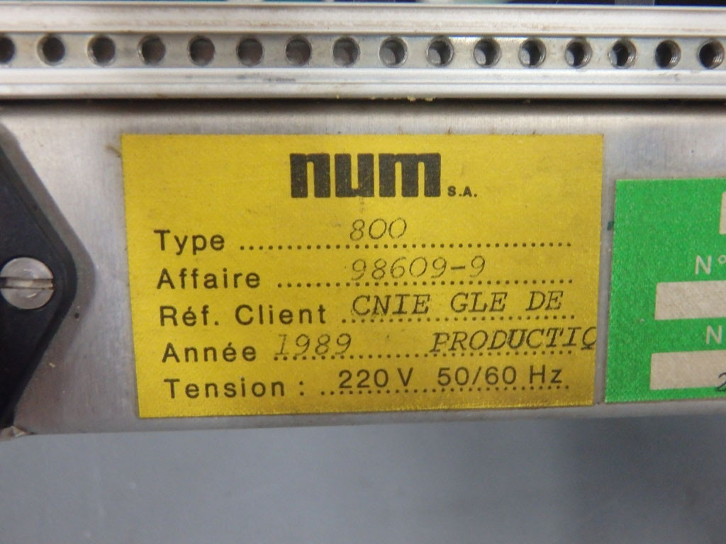 NUM RACK800