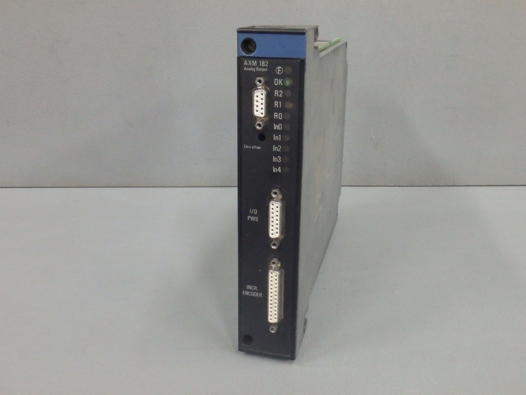 TÉLÉMÉCANIQUE  TSXAXM182