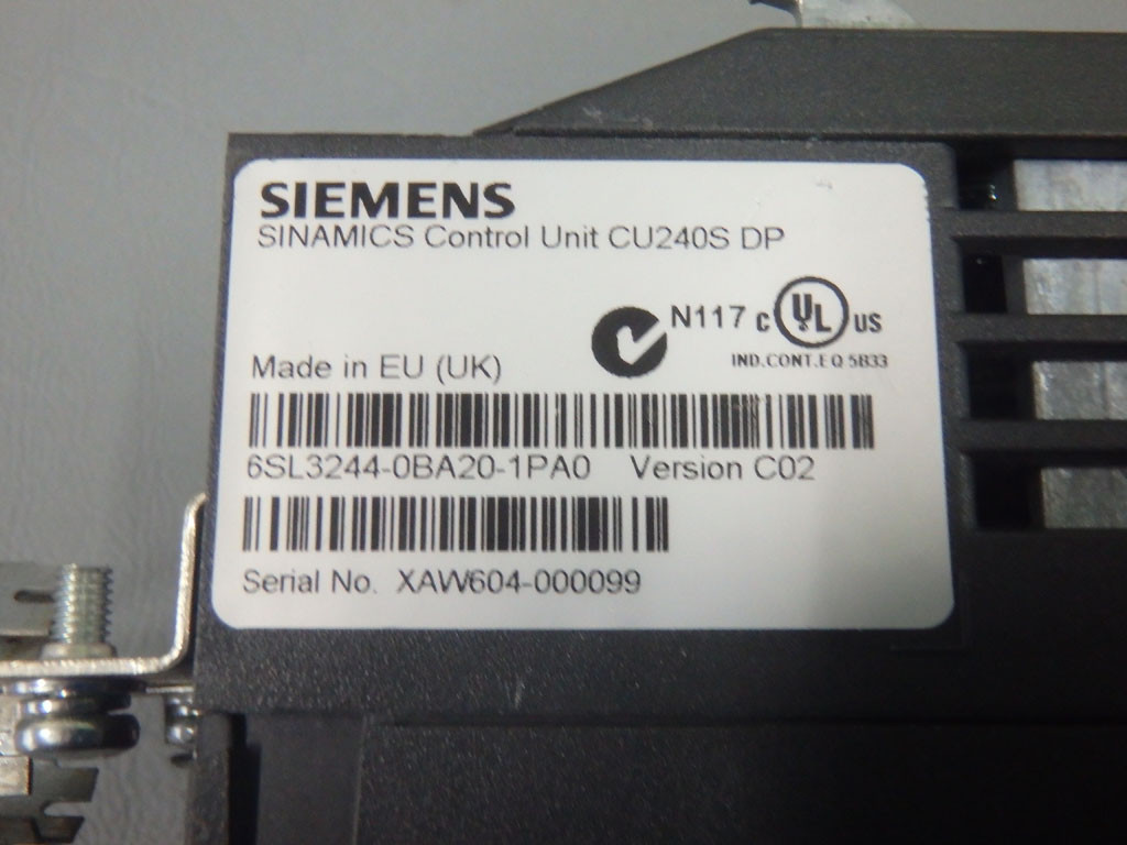 SIEMENS 6SL3244-0BA20-1PA0