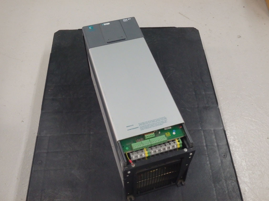 EUROTHERM DRIVES 584SV/0180/400/0010/FR/000