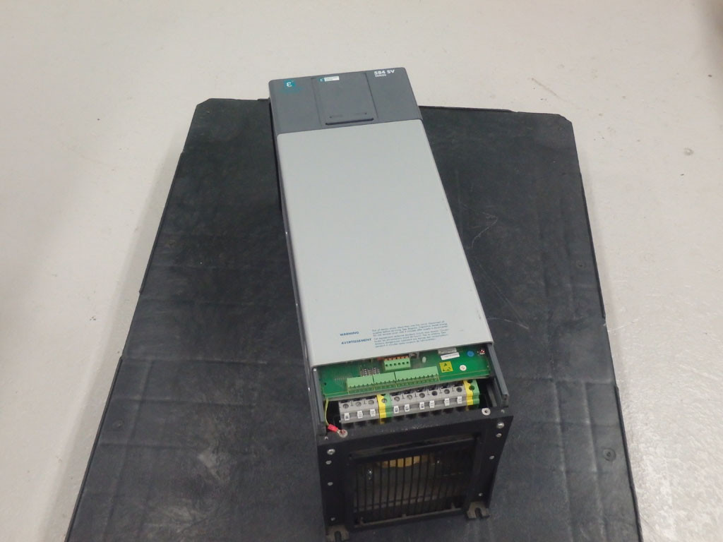 EUROTHERM DRIVES 584SV/0300/400/0010/FR/000