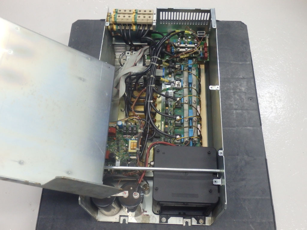 INDRAMAT RAC3.5-200-460-..00-W1-220