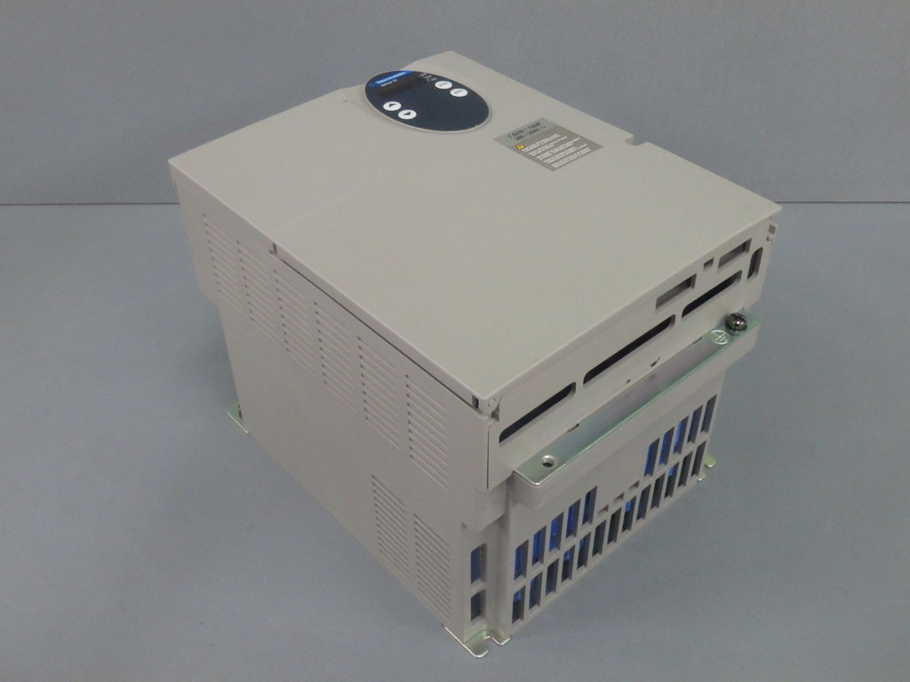 TÉLÉMÉCANIQUE  ATV31HU75N4