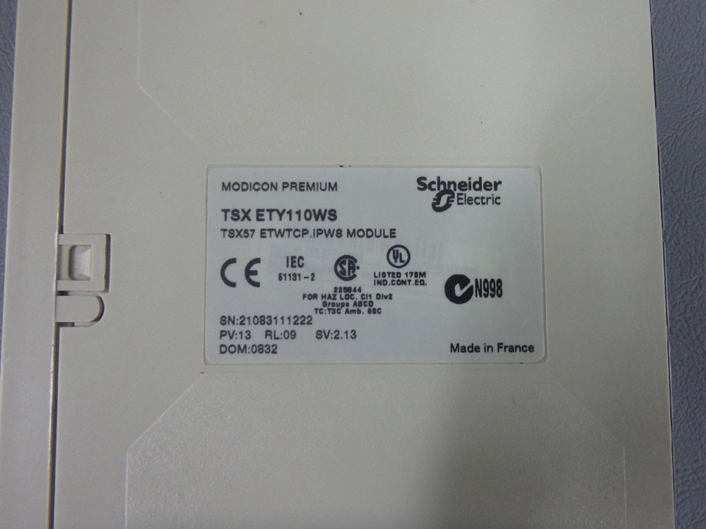 SCHNEIDER TSXETY110WS