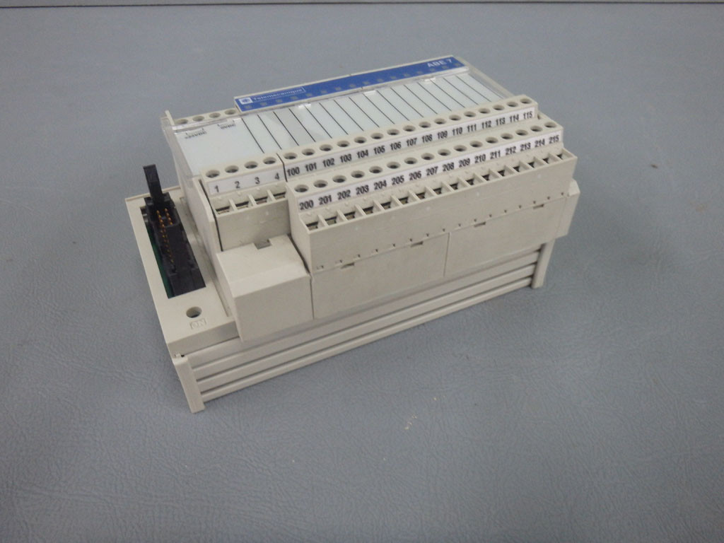 TÉLÉMÉCANIQUE  ABE7-S16S1B2