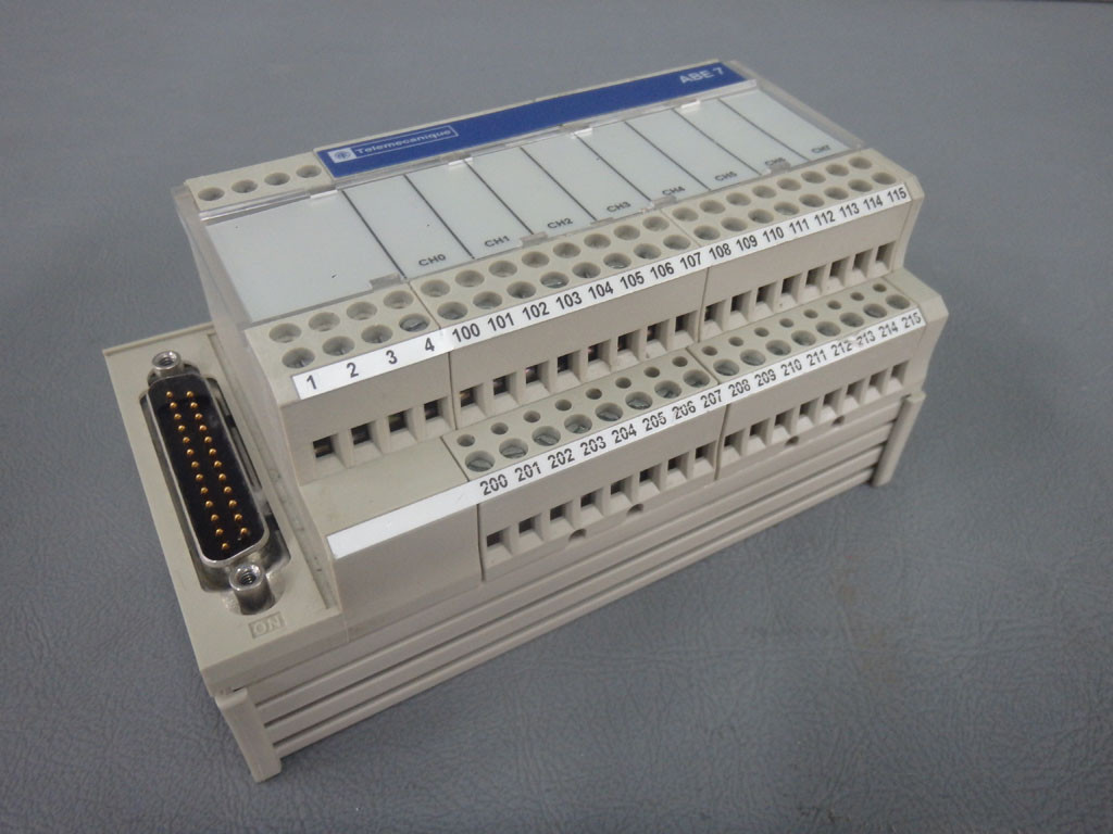 TÉLÉMÉCANIQUE  ABE7CPA02