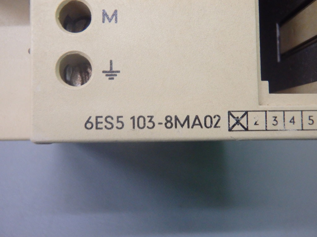 SIEMENS 6ES5103-8MA02