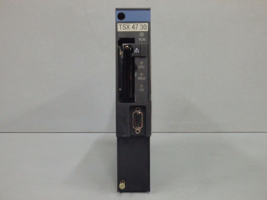 TÉLÉMÉCANIQUE  TSXP4730