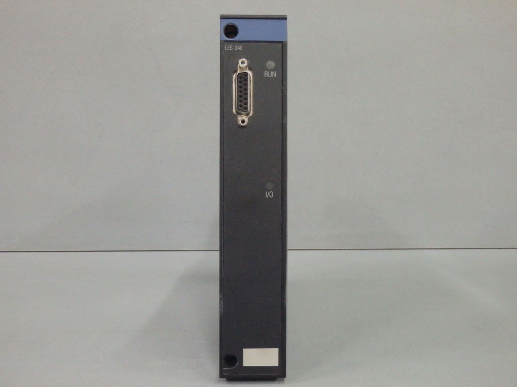 TÉLÉMÉCANIQUE  TSXLES240