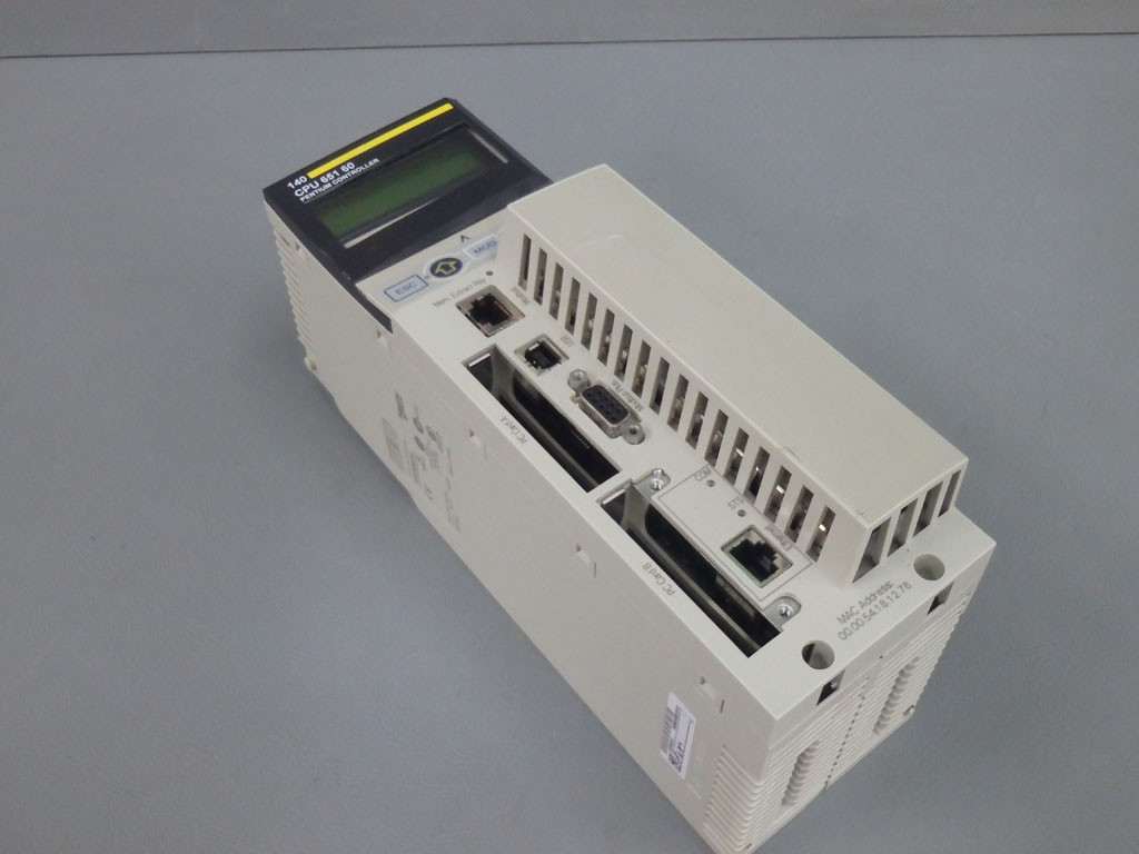 TÉLÉMÉCANIQUE  140CPU65160