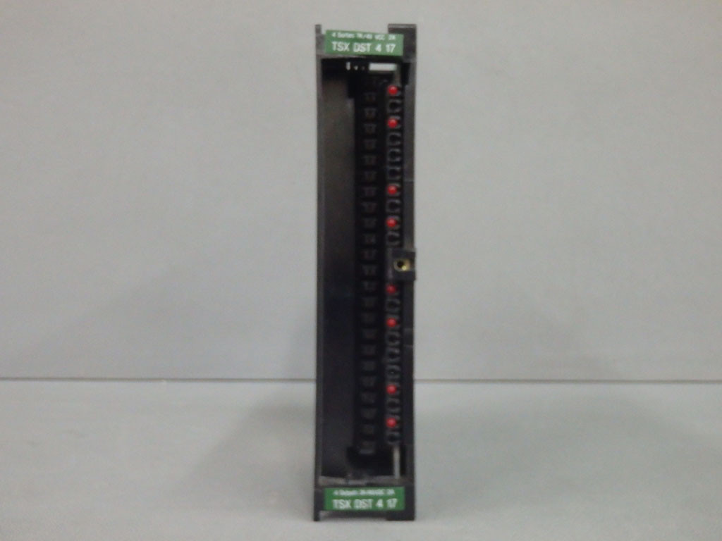 TÉLÉMÉCANIQUE  TSXDST417