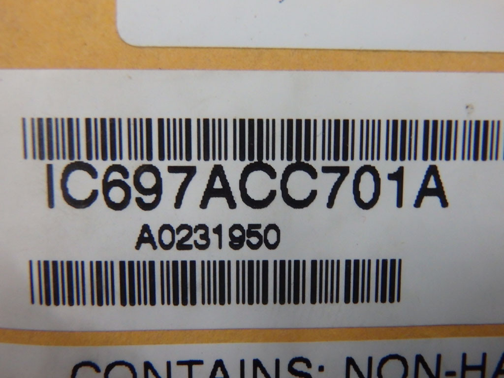 GE FANUC IC697ACC701