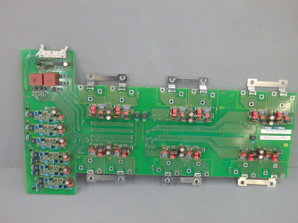SIEMENS 6SE7033-2EG84-1JF0