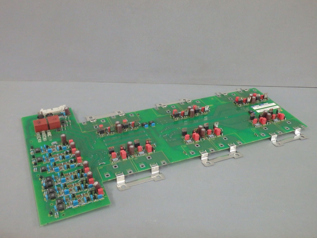 SIEMENS 6SE7033-2EG84-1JF0