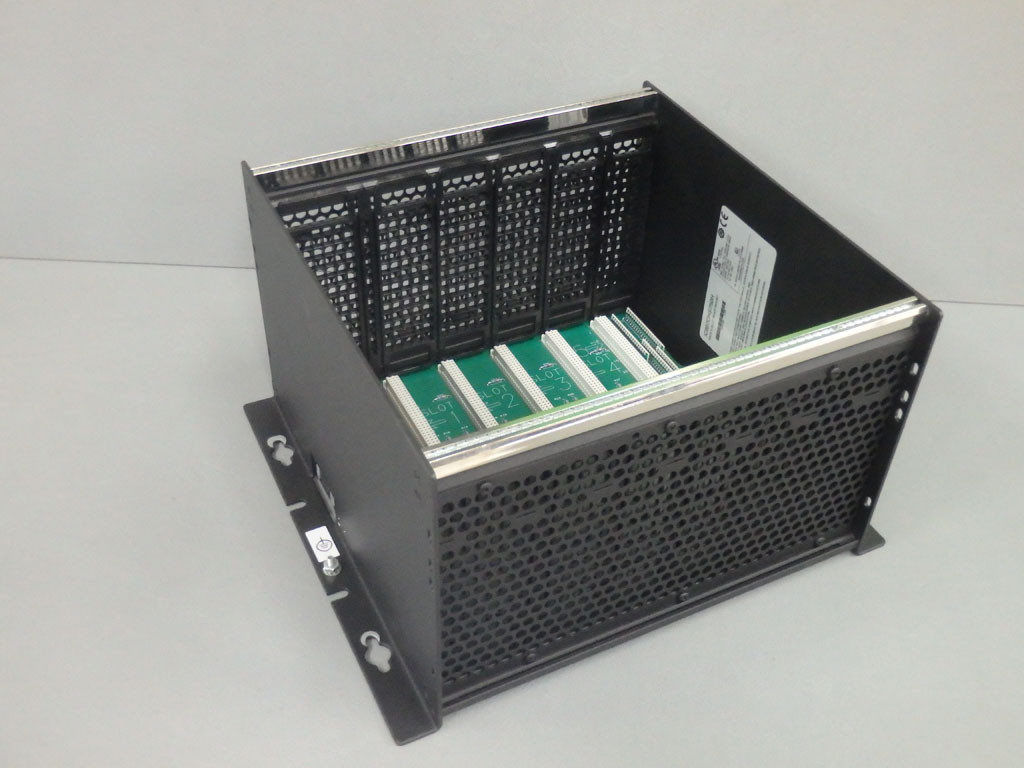 GE FANUC IC697CHS750