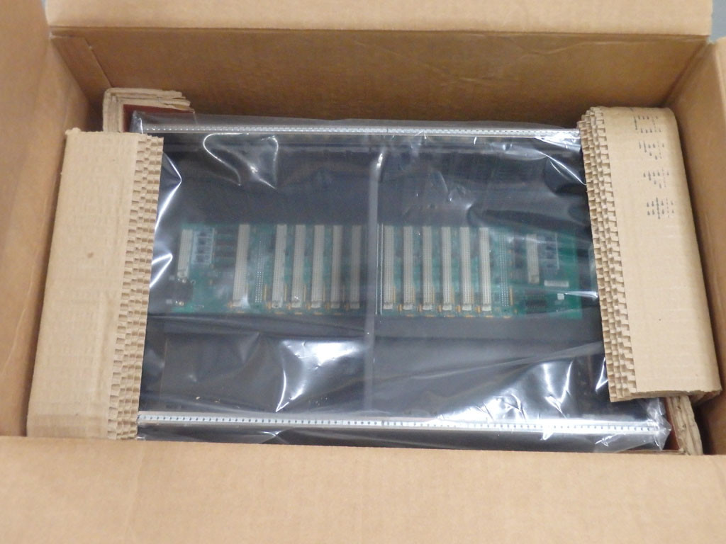 GE FANUC IC697CHS770