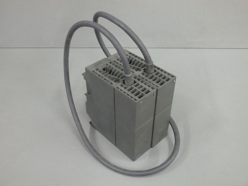 SIEMENS 6ES7365-0BA01-0AA0