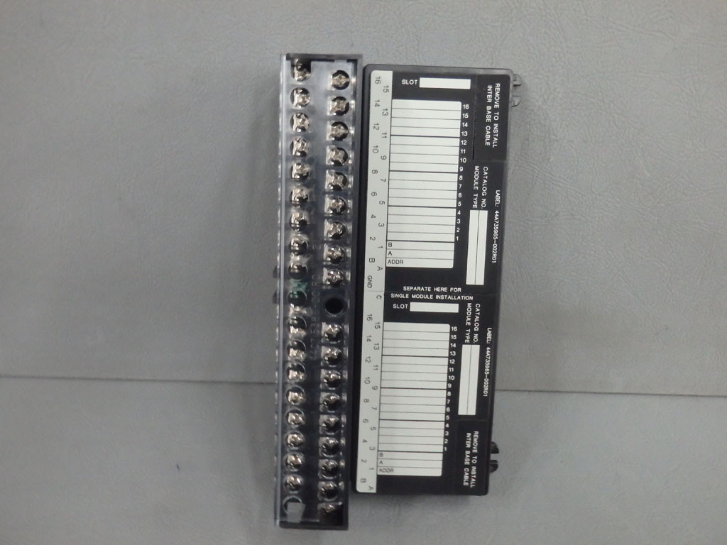 GE FANUC IC670CHS001